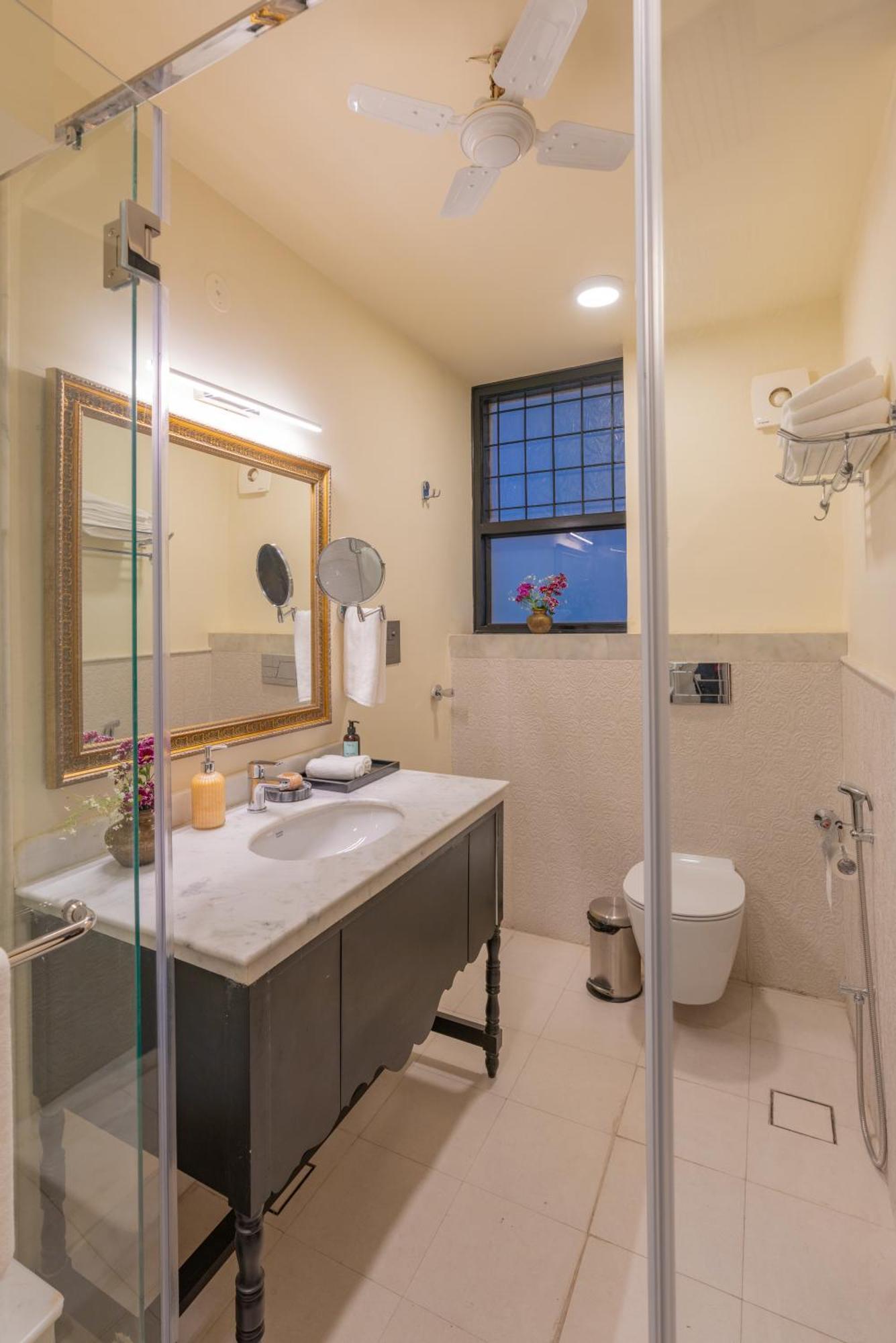 Laalee Otel Jaipur Oda fotoğraf
